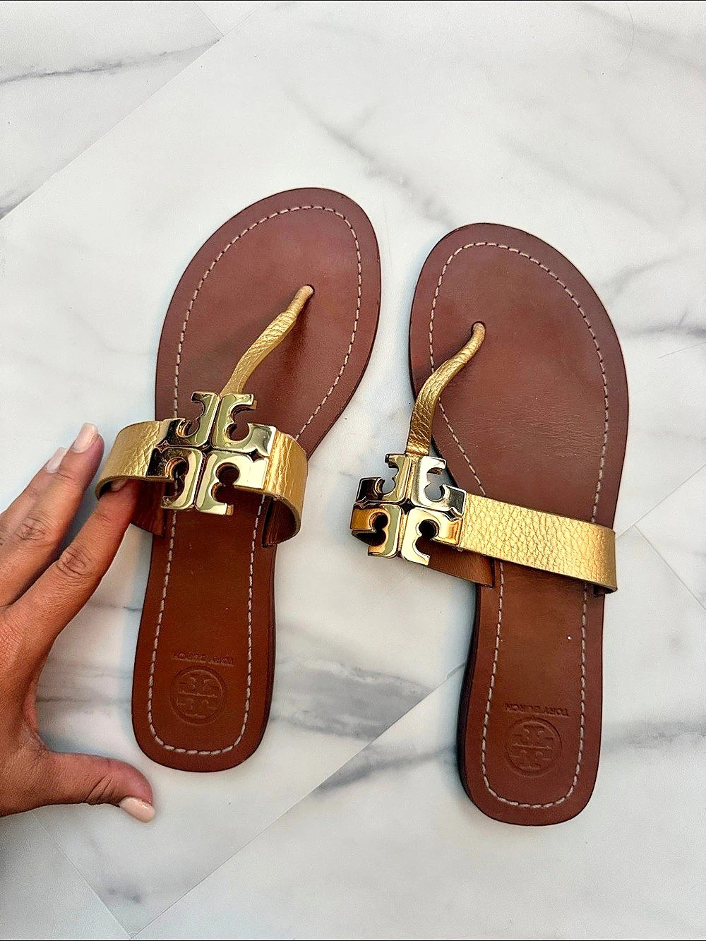 Tory Burch Miller Leather Thong Sandal Gold & Brown US 10M